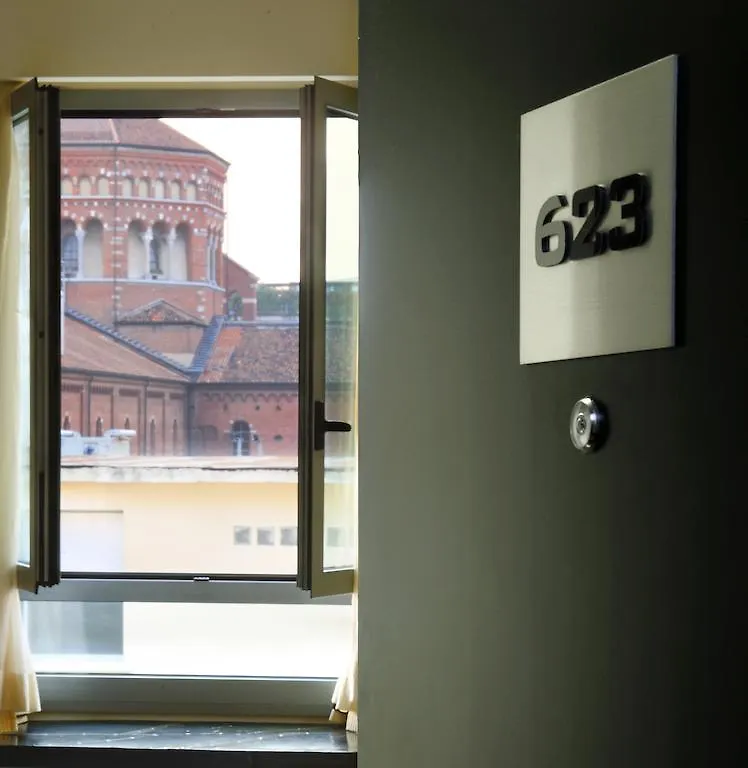 Hotel Monopole Milan